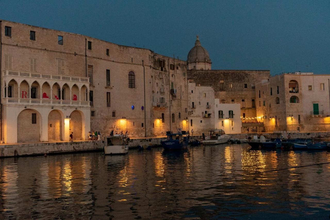 I 20 Archi Apartments Monopoli Bagian luar foto